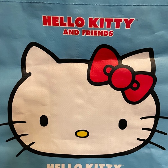 Hello Kitty tote - Picture 2 of 6